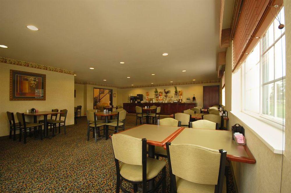 Crossings By Grandstay Inn & Suites Becker Bagian luar foto