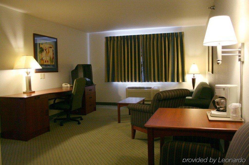 Crossings By Grandstay Inn & Suites Becker Ruang foto